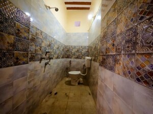 Bathroom in 3 BHK Apartment at Ashok Nagar – for Rent