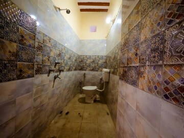 Bathroom in 3 BHK Apartment at Ashok Nagar – for Rent