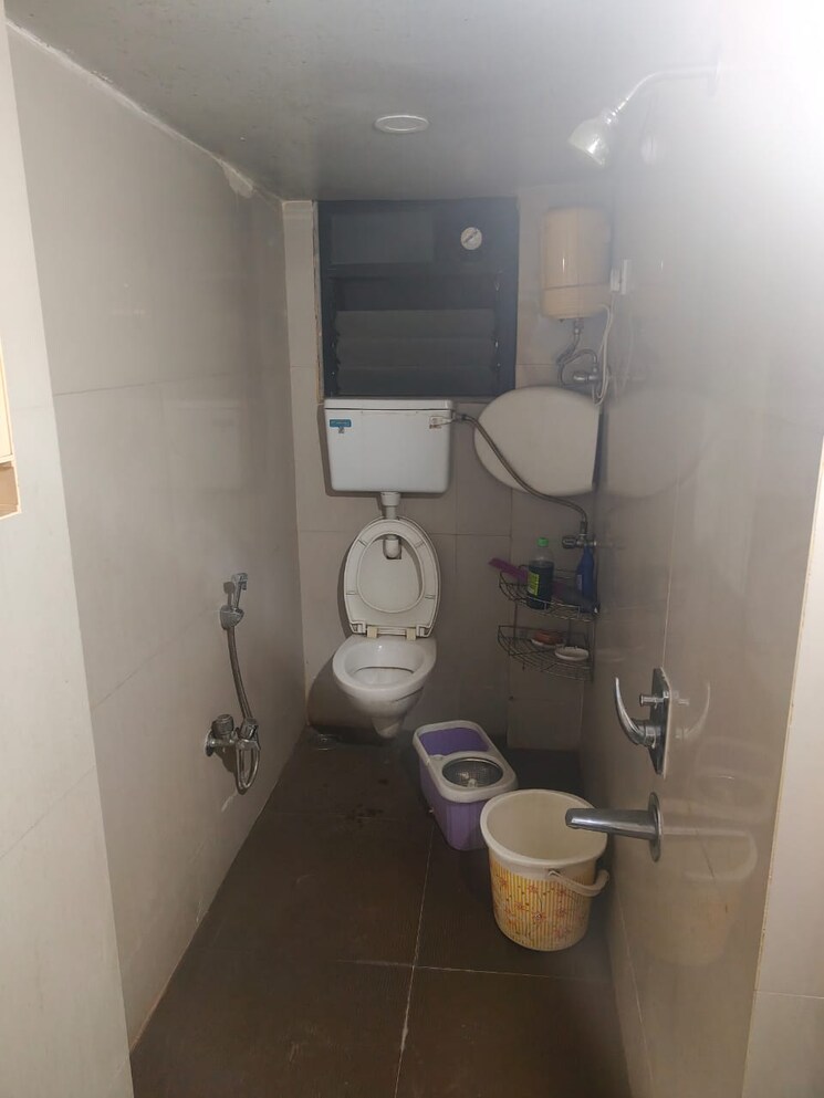 Bathroom, golden-heritage-nerul 3 Bedroom 1600 Sq.Ft. Apartment In Nerul Navi Mumbai 9526872