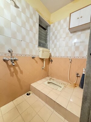 Team Area in 2 BHK Apartment at Safal Park, Nerul – for Rent