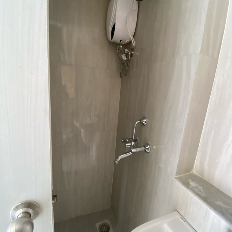 Bathroom, runwal-gardens-phase-3 1.5 Bedroom 535 Sq.Ft. Apartment In Kalyan Shilphata Road Thane 9526895