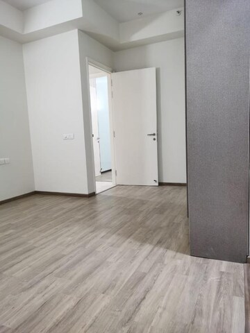 Room in 3 BHK Apartment at M3M Sky City, Sector 65 – for Rent