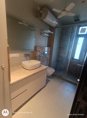 Furnished Amenities in 3 BHK Builder Floor at Sarvodaya Enclave – for Sale