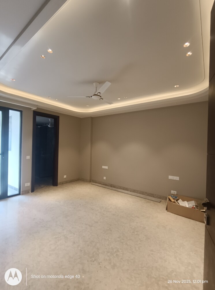 undefined, sarvodaya enclave 3 Bedroom 200 Sq.Yd. Builder Floor In Sarvodaya Enclave Delhi 9526927