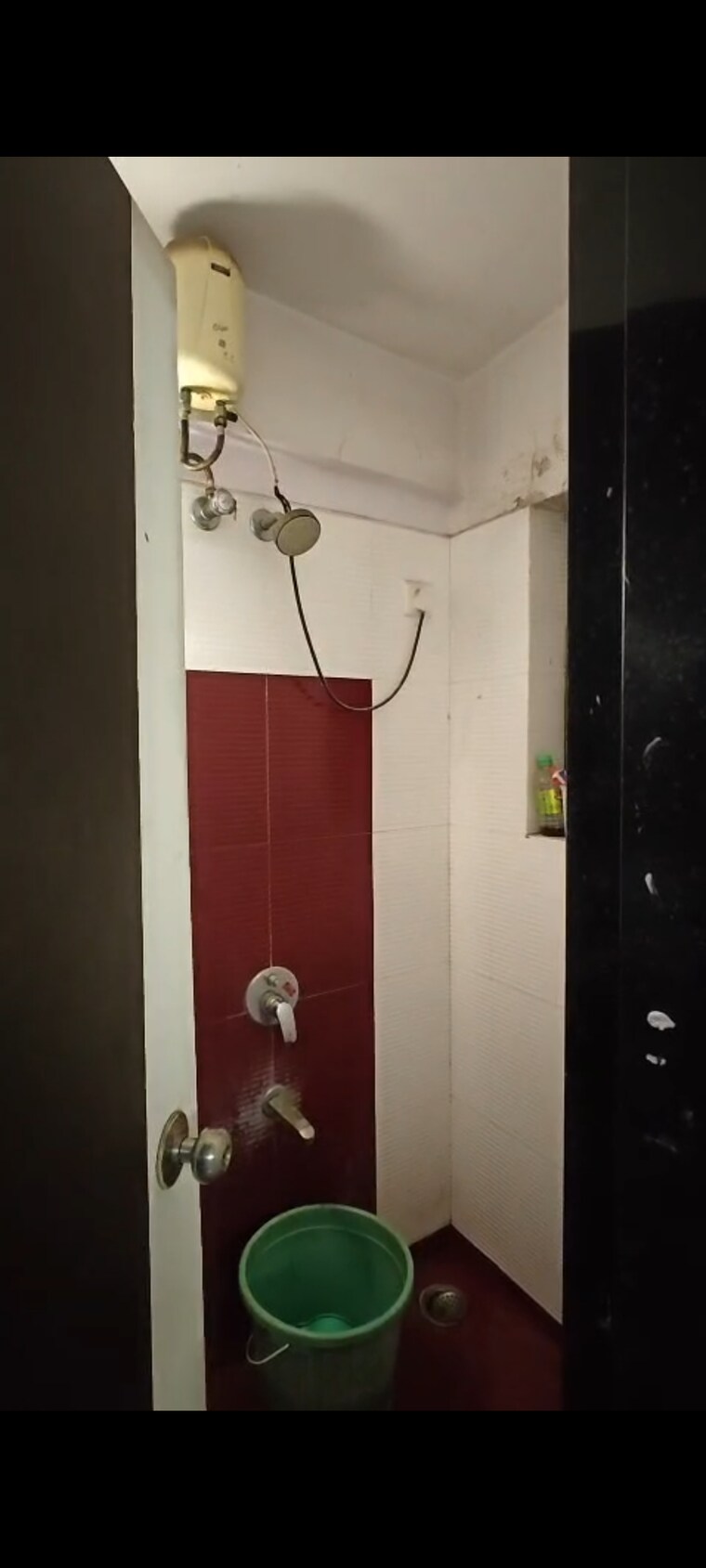 Bedroom, kurla east 1 Bedroom 500 Sq.Ft. Apartment In Kurla East Mumbai 9526934