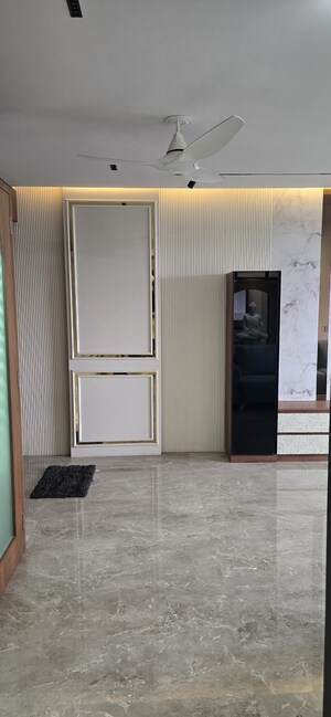 Room in 3 BHK Apartment at Samyaktva Samyak Arise, Navrangpura – for Rent