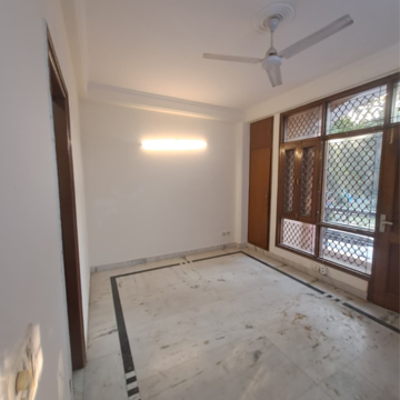 Room in 2 BHK Builder Floor at Malviya Nagar – for Rent