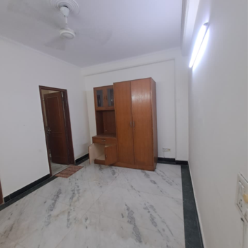Room in 2 BHK Builder Floor at Malviya Nagar – for Rent