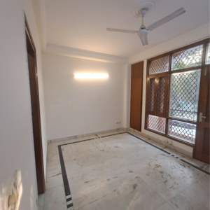 Room in 2 BHK Builder Floor at Malviya Nagar – for Rent