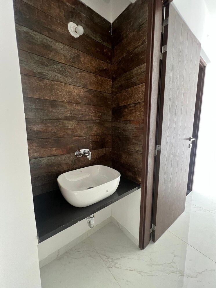 Bathroom, utsav-51-balewadi-residences 2 Bedroom 730 Sq.Ft. Apartment In Balewadi Pune 9526973