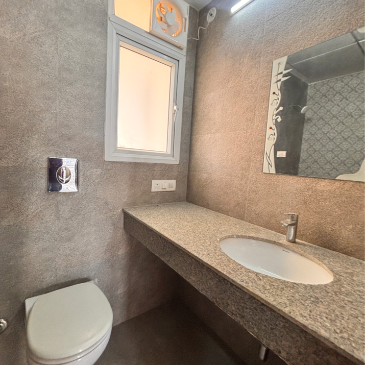 Bathroom, shalimar-oneworld-vista 3.5 Bedroom 1830 Sq.Ft. Apartment In Malesemau Lucknow 9526974