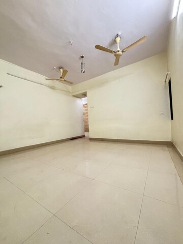 Room in 3 BHK Apartment at Ekta CHS Nerul, Nerul – for Rent