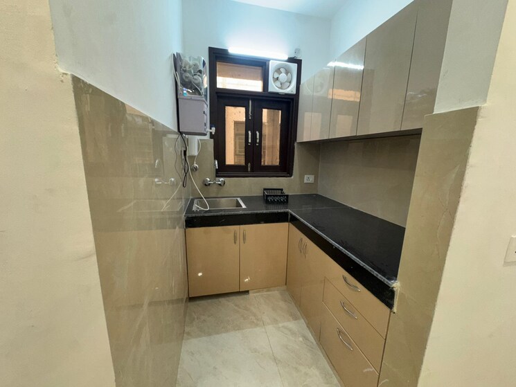Kitchen, malviya nagar 2 Bedroom 900 Sq.Ft. Builder Floor In Malviya Nagar Delhi 9526983