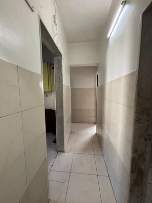 Master Bedroom in 2 BHK Apartment at Shelter Arcade, Seawoods Sector 42 – for Rent