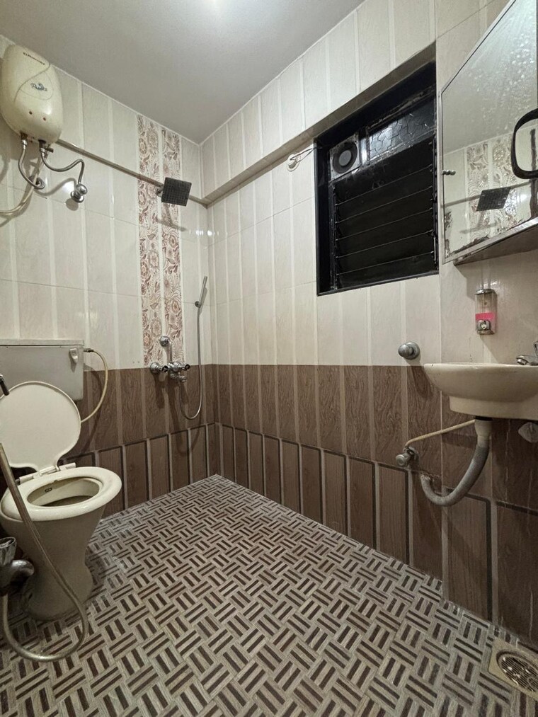 Team Area, badri-kedar-building 2 Bedroom 1226 Sq.Ft. Apartment In Seawoods Sector 40 Navi Mumbai 9526905