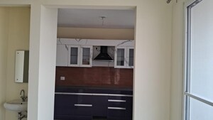 Furnished Amenities in 2 BHK Apartment at LDA Janeshwar Enclave, Jankipuram – for Rent