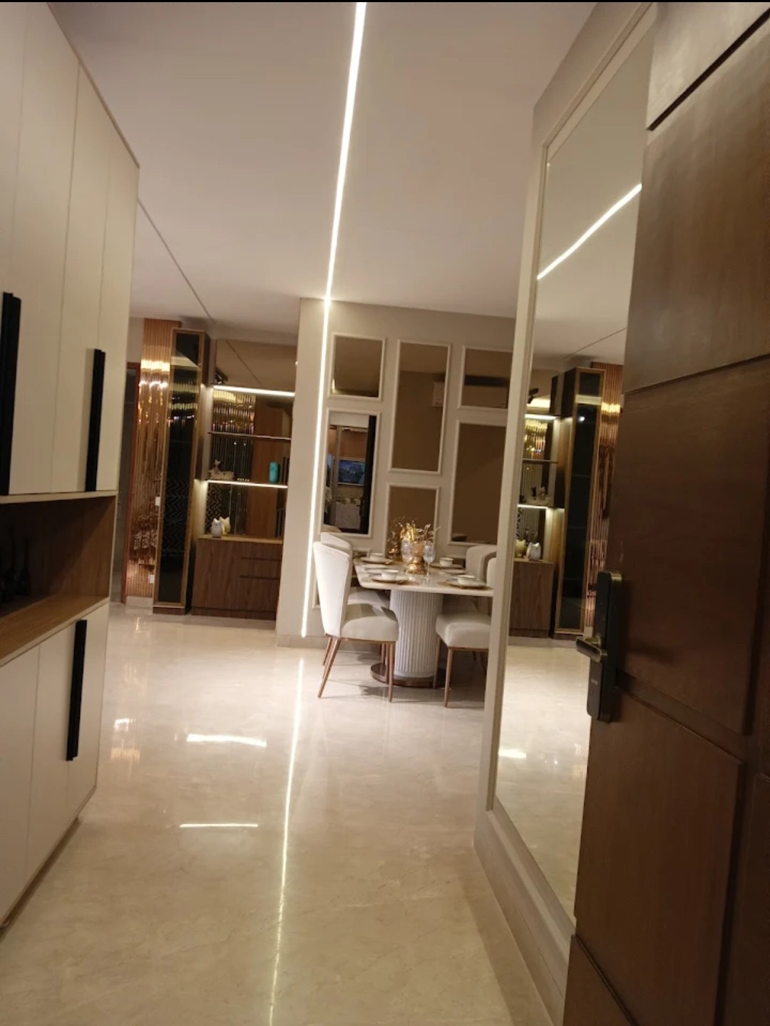 3.5 BHK + Servant Room Builder Floor For Sale in Navraj The Antalyas