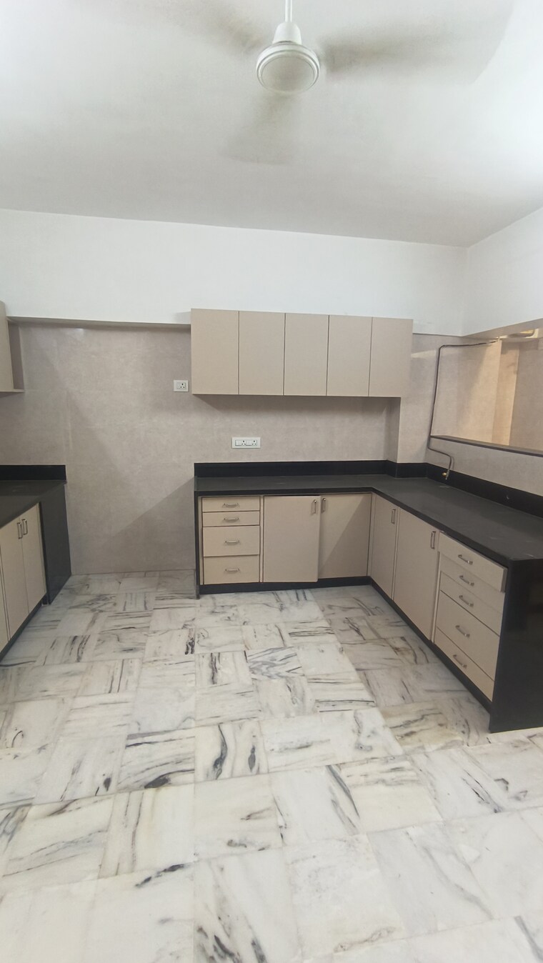 Kitchen, url-46-juhu 3 Bedroom 1500 Sq.Ft. Apartment In Juhu Mumbai 9527065