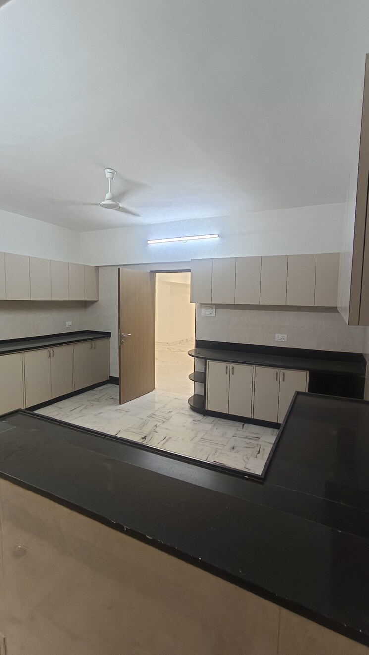 Kitchen, url-46-juhu 3 Bedroom 1500 Sq.Ft. Apartment In Juhu Mumbai 9527065