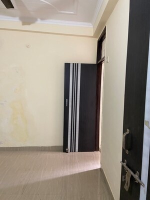 Furnished Amenities in 2 BHK Apartment at Sunshine Apartments Sector 73, Sector 73 – for Sale