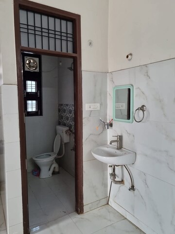 Bathroom in 2 BHK Builder Floor at Hazratganj – for Rent