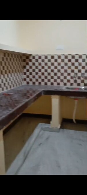 Kitchen in 1 BHK Builder Floor at Gomti Nagar – for Rent