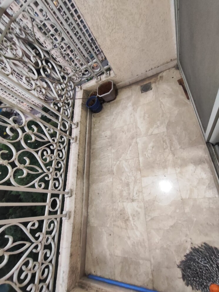 Balcony, hiranandani-eagleridge-wing-b 2.5 Bedroom 925 Sq.Ft. Apartment In Thane West Thane 9527102