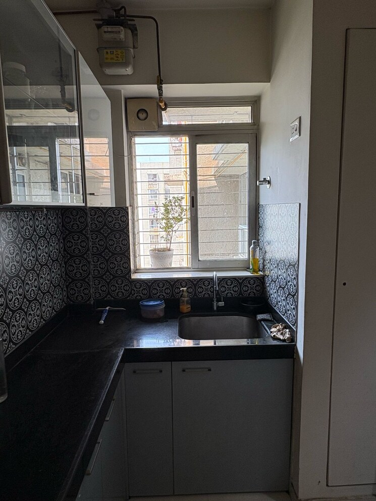 Kitchen, lodha-amara 2 Bedroom 672 Sq.Ft. Apartment In Kolshet Road Thane 9527108