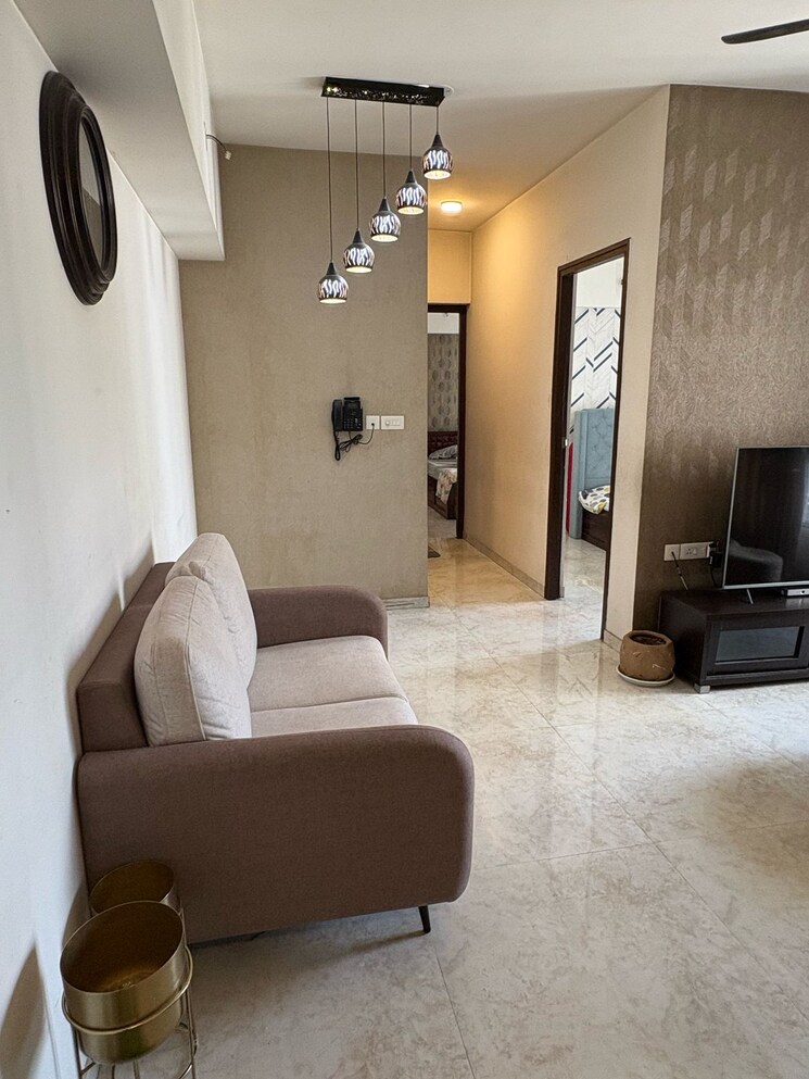 Living Room, lodha-amara 2 Bedroom 672 Sq.Ft. Apartment In Kolshet Road Thane 9527108