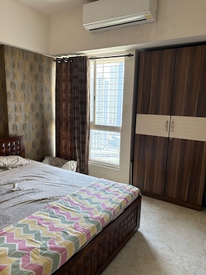 Bedroom in 2 BHK Apartment at Lodha Amara, Kolshet Road – for Sale