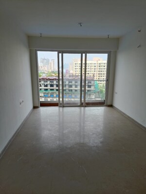 Room in 2 BHK Apartment at Indiabulls One Indiabulls, Pokhran Road No Two – for Rent