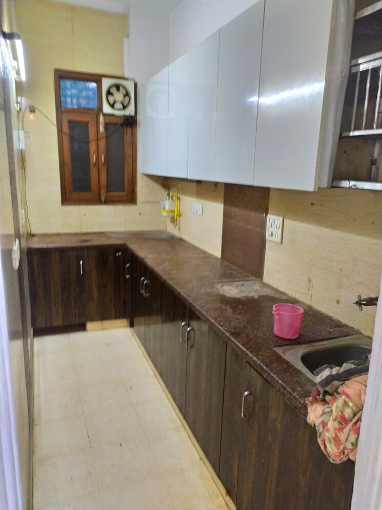 Kitchen, kalkaji 2 Bedroom 1000 Sq.Ft. Builder Floor In Kalkaji Delhi 9527120