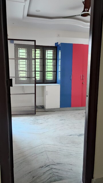 Room in 3 BHK Villa at Ameenpur – for Sale