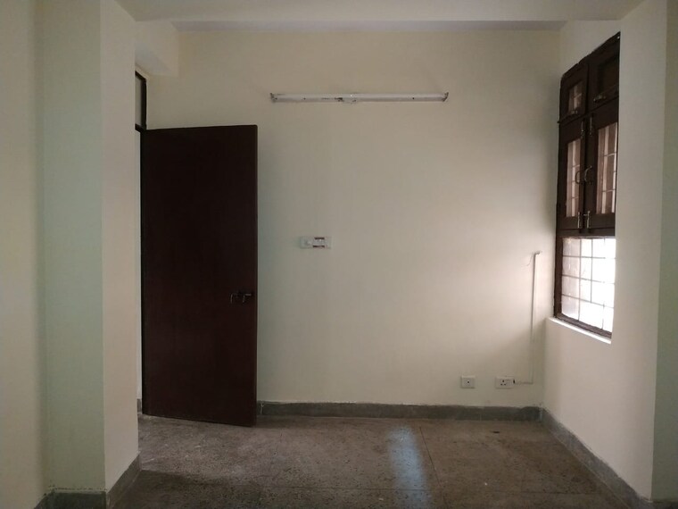 Room, jasola vihar 1 Bedroom 516 Sq.Ft. Apartment In Jasola Vihar Delhi 9527135