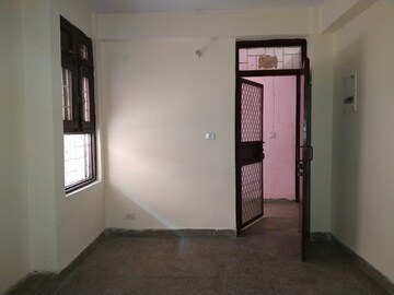 Room in 1 BHK Apartment at Jasola Vihar – for Sale