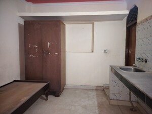 Room in 1 RK Apartment at Sarita Vihar – for Rent
