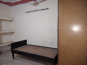 Room in 1 RK Apartment at Sarita Vihar – for Rent