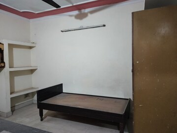 Furnished Amenities in 1 RK Apartment at Sarita Vihar – for Rent