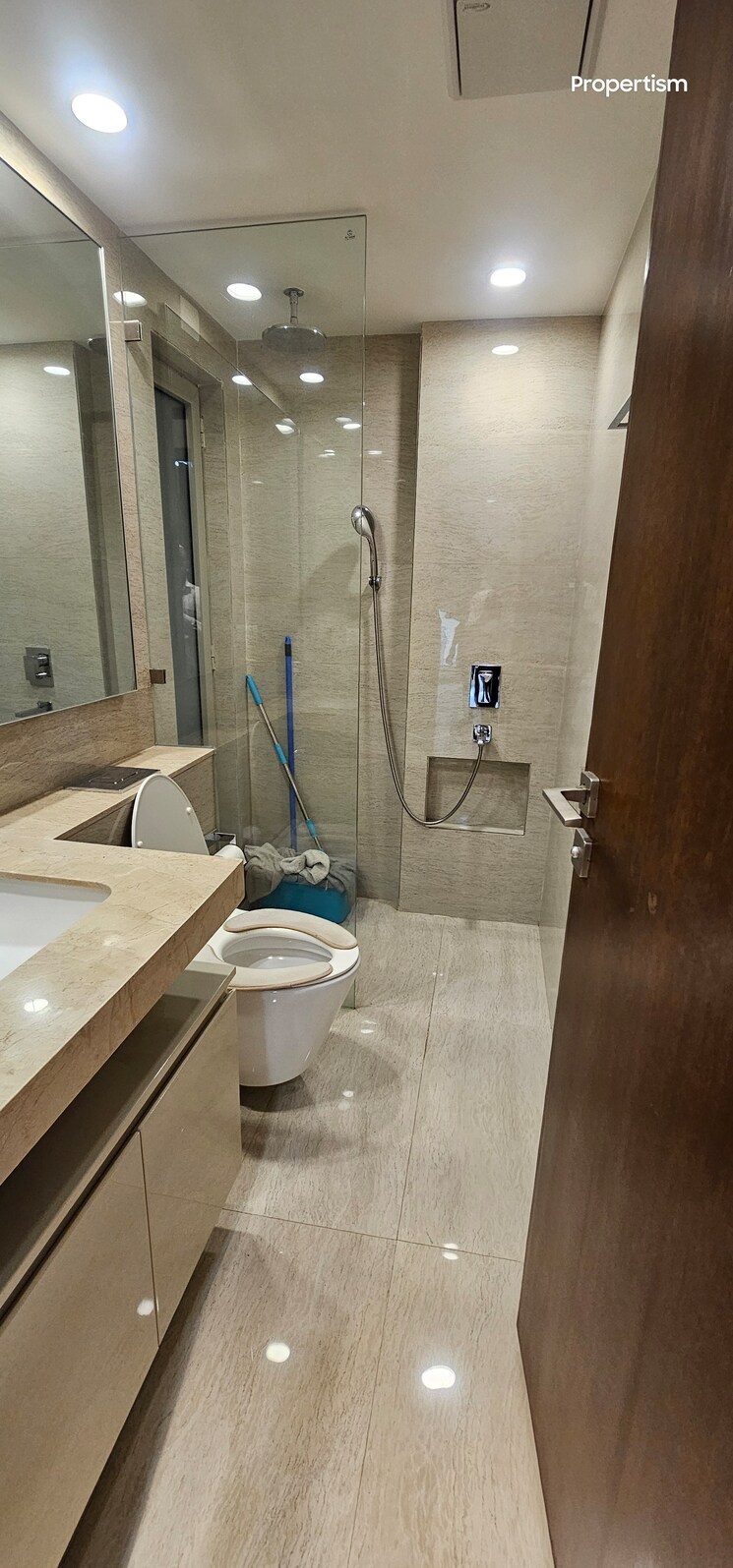 Bathroom, hiranandani-castle-rock 2 Bedroom 750 Sq.Ft. Apartment In Powai Mumbai 9527140