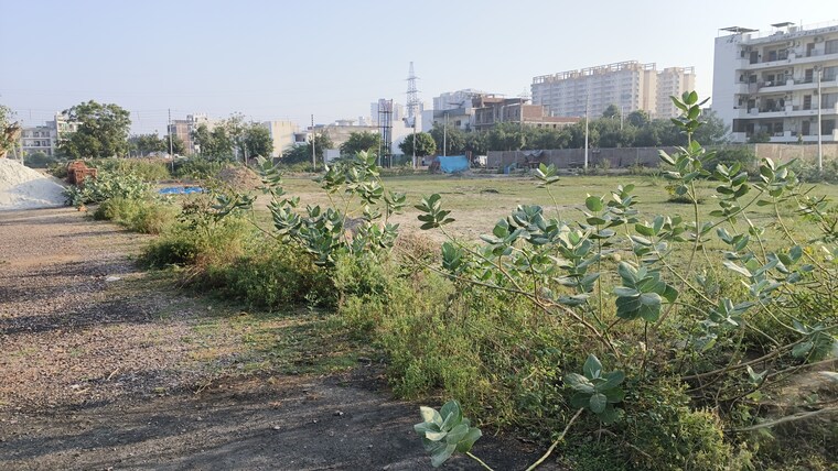 undefined, bptp-parkland  209 Sq.Yd. Plot In Sector 75 Faridabad 9527148