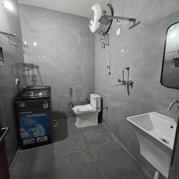 Bathroom in 1 BHK Builder Floor at Sector 9 – for Rent