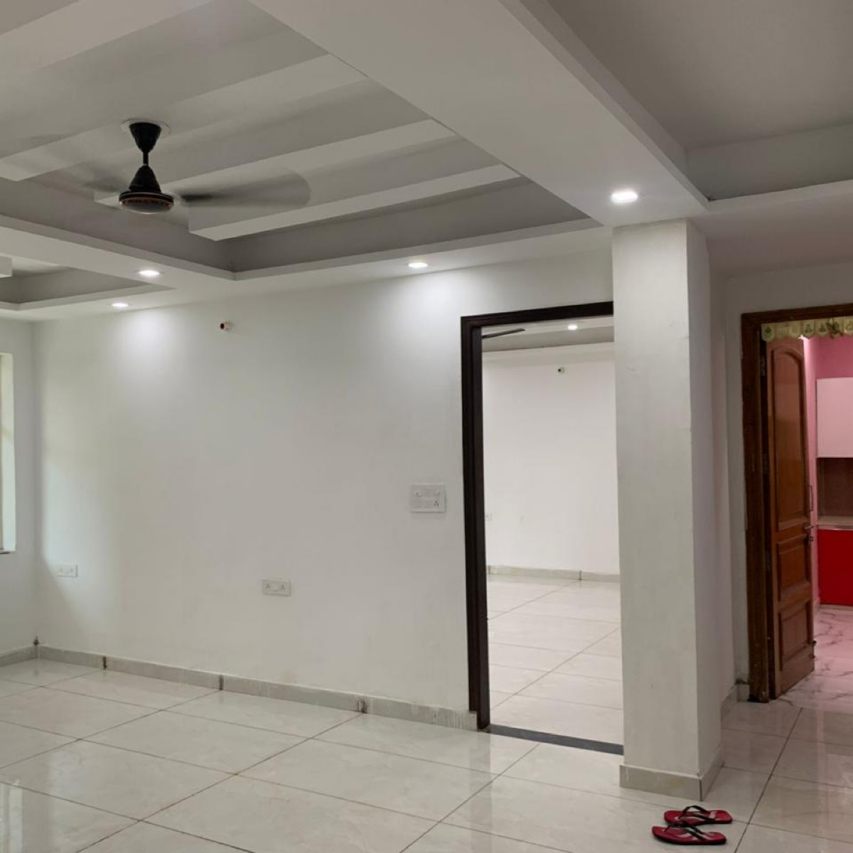 1 BHK Builder Floor For Rent in Sector 9