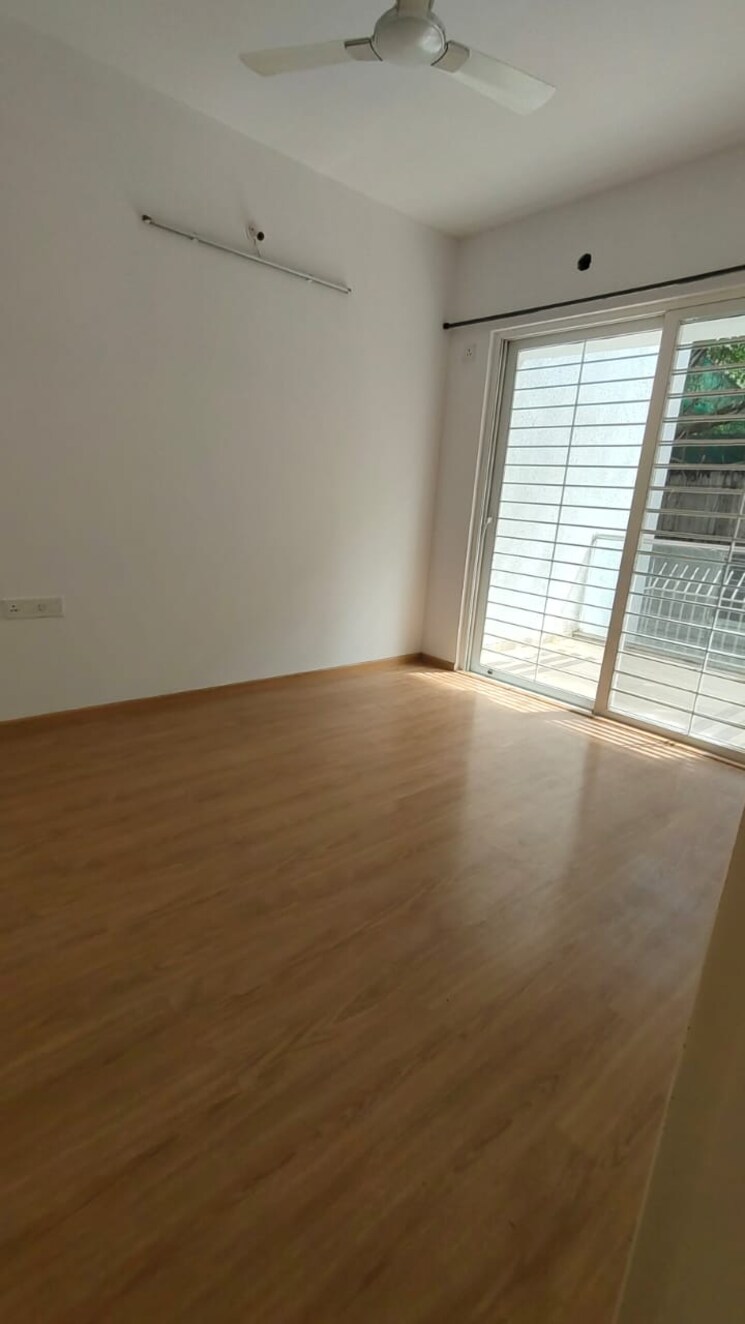 Room, rohan-kritika 2 Bedroom 900 Sq.Ft. Apartment In Sinhagad Road Pune 9527158