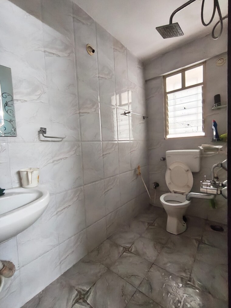 Bathroom, dattawadi 2 Bedroom 985 Sq.Ft. Apartment In Dattawadi Pune 9527163