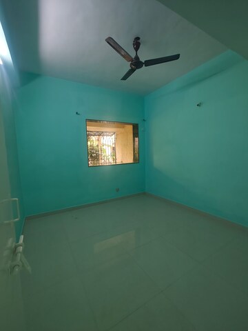 Room in 2 BHK Apartment at Kendriya Vihar Seawoods, Seawoods West – for Rent