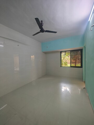 Room in 2 BHK Apartment at Kendriya Vihar Seawoods, Seawoods West – for Rent