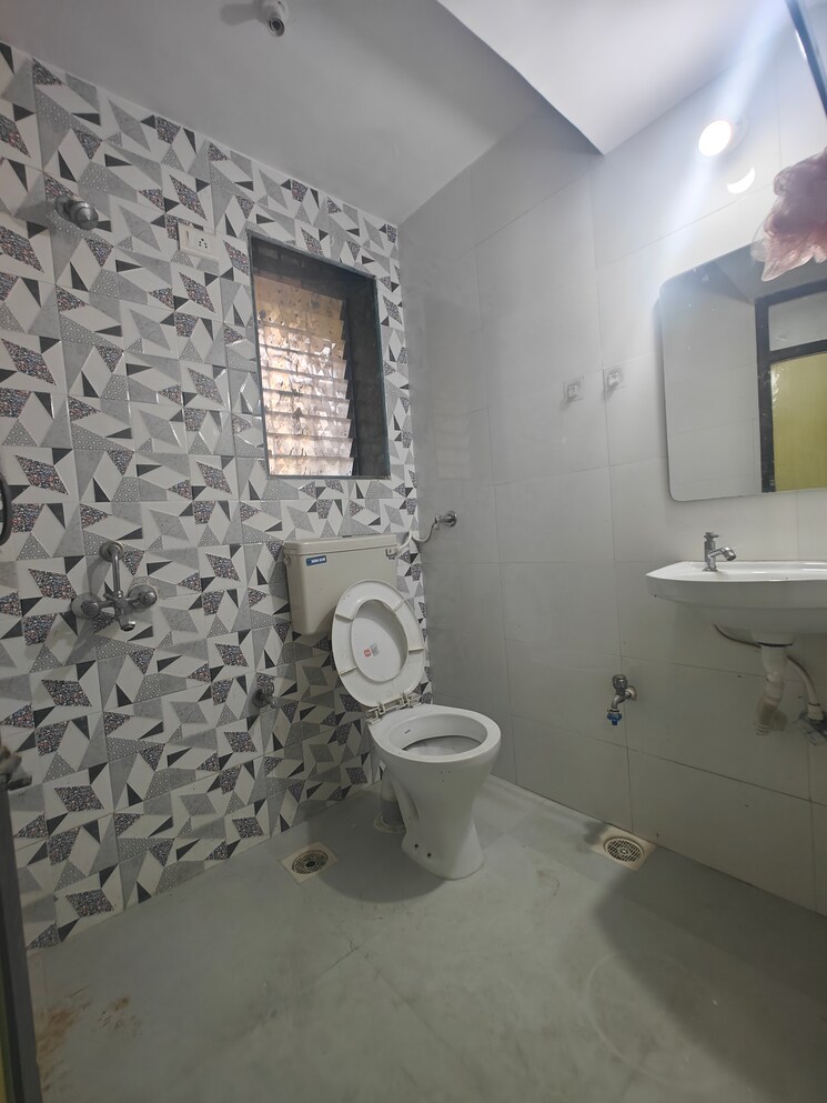 Bathroom, kendriya-vihar-seawoods 2 Bedroom 1100 Sq.Ft. Apartment In Seawoods West Navi Mumbai 9527175