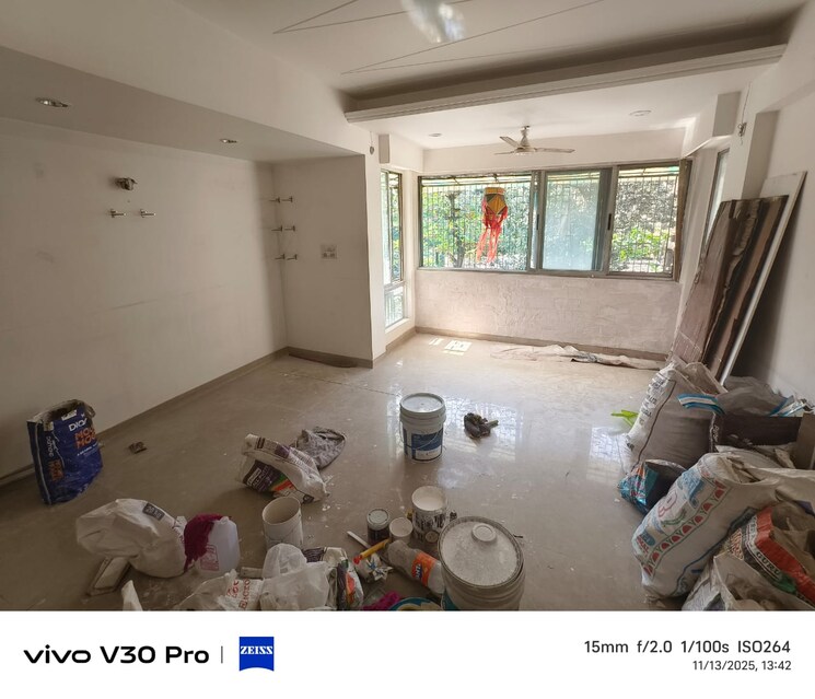 Living Room, om-paras 3 Bedroom 1000 Sq.Ft. Apartment In Vile Parle East Mumbai 9527182