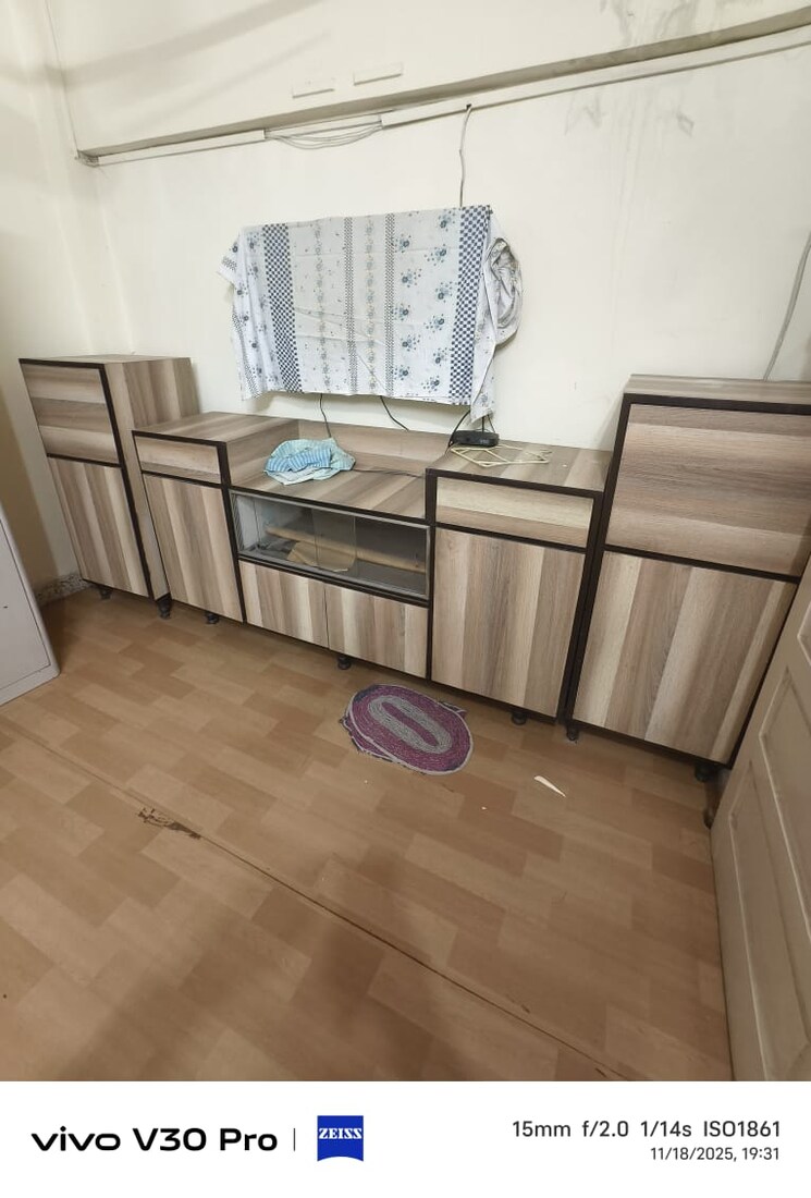 Kitchen, universal-paradise 1 Bedroom 600 Sq.Ft. Apartment In Vile Parle East Mumbai 9527184