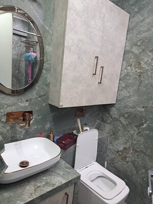 Furnished Amenities in 2 BHK Apartment at Sudha Park, Ghatkopar East – for Rent